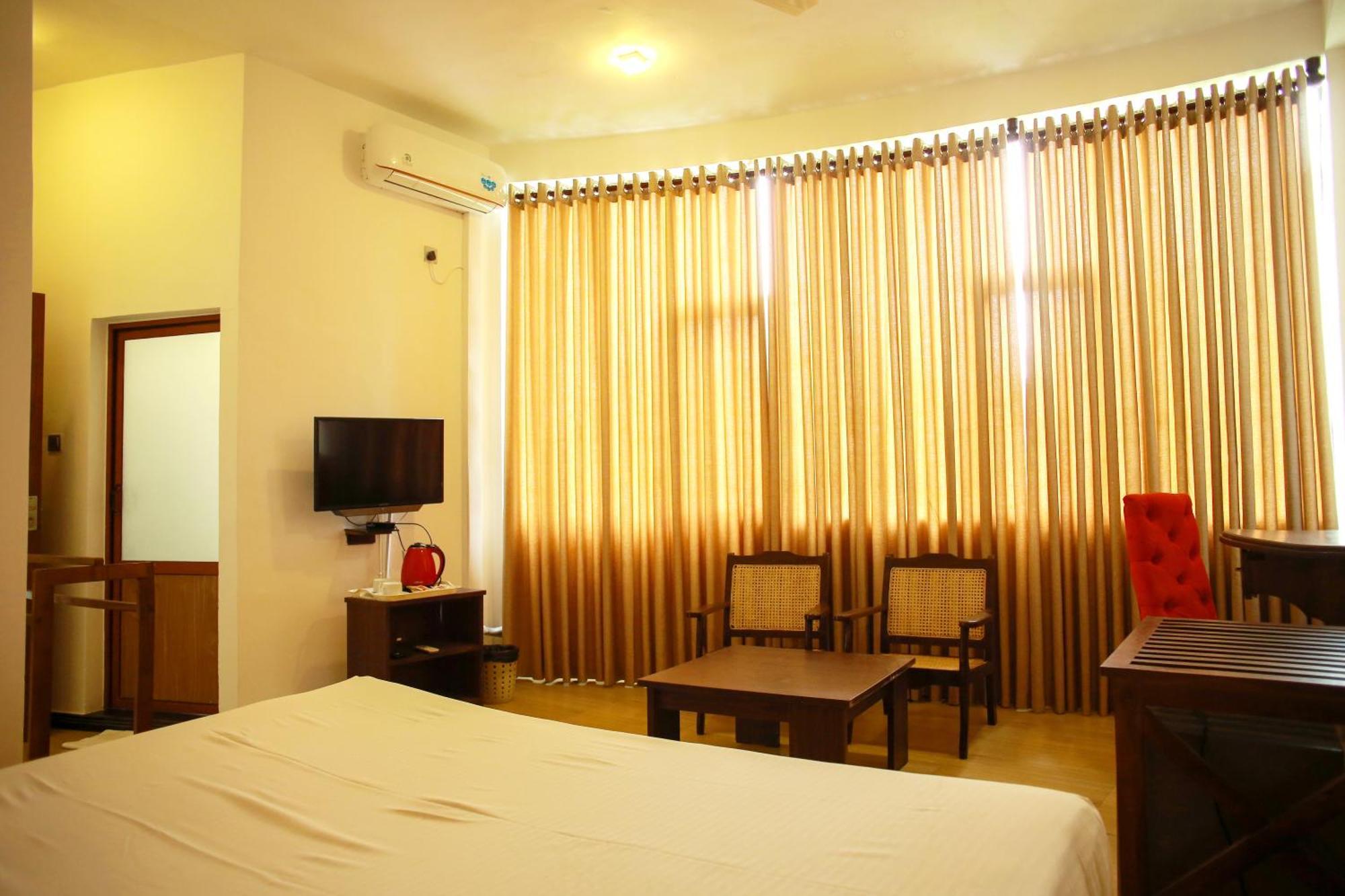 White House Hotel Mirissa Bagian luar foto